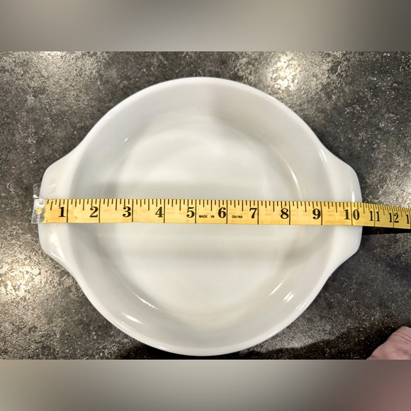Vintage Anchor Hocking milk glass dish - Picture 3 of 5